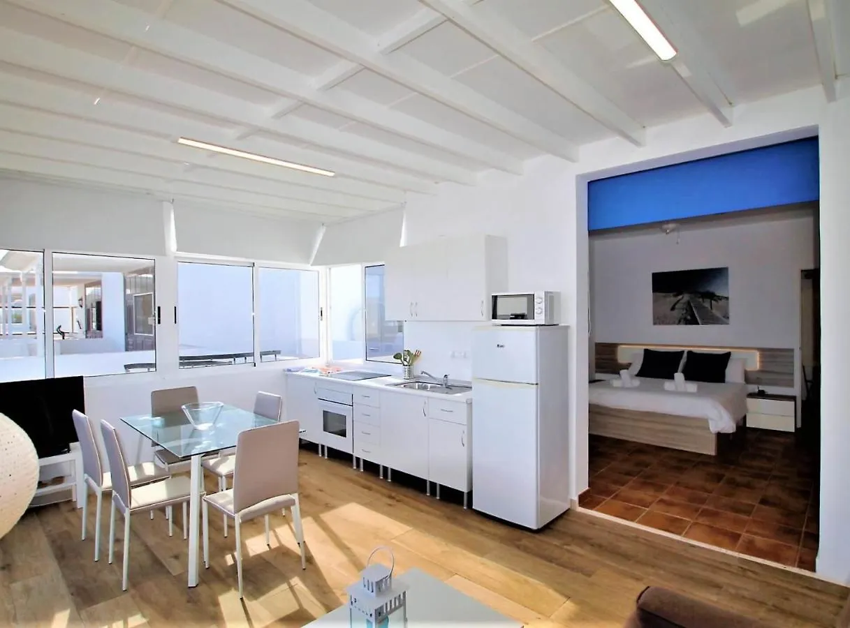 Casal Con Balcon La Vela Vivienda Vacacional Puerto Calero