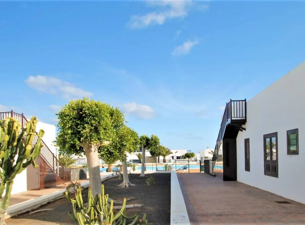 Casal Con Balcon La Vela Vivienda Vacacional Villa Puerto Calero Spain